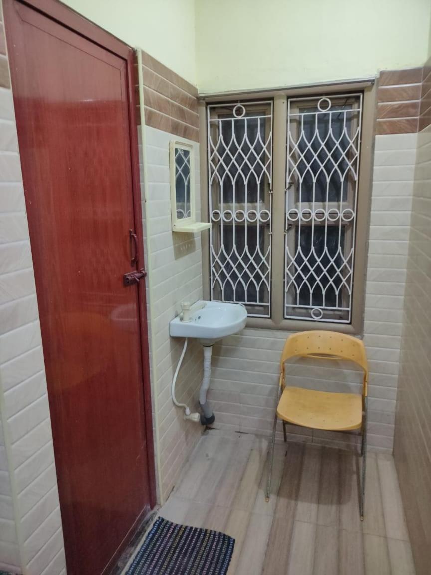 Sri Vari Residency Hostel ฮอร์นีเบ็ชวา ภายนอก รูปภาพ